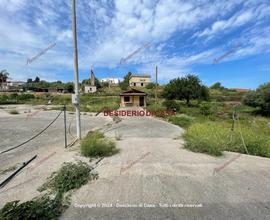 Locale, Campofelice di Roccella.