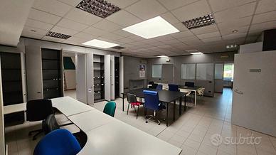 UFFICIO ATTREZZATO 327 MQ.