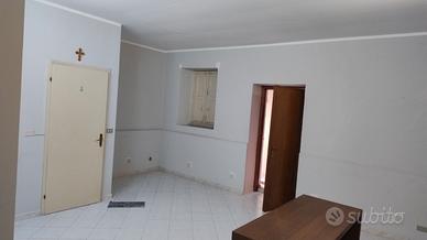 Ufficio nel centro di Valverde