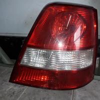 STOP FANALE POSTERIORE SINISTRO KIA Sorento 1Â° Se