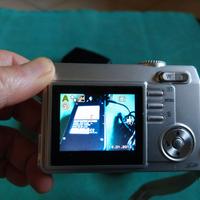 Konica Minolta Dimage E500
