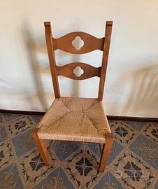 Sedie in legno (disponibili 7)