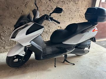 Kymco downtown 300i
