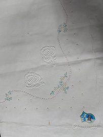 Lenzuola matrimoniale ricamato