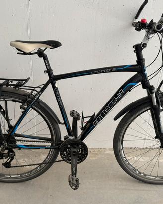 BIcicletta trecking BOTTECCHIA