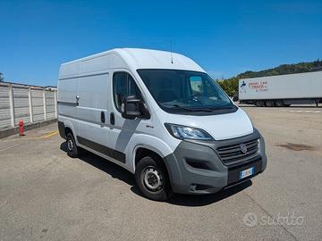 Fiat ducato furgone 5,4 m