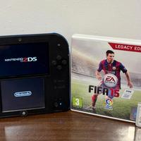 Nintendo 2DS Nero/Blu Console + Caricatore + Gioco