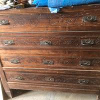 Cassettiera in legno