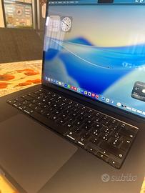 MacBook M2 schermo 15”+ Magic Mouse Apple