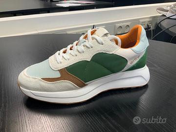 Scarpe uomo in stock
