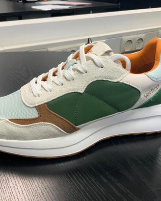 Scarpe uomo in stock