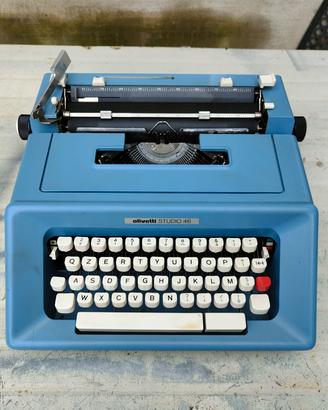 Macchina da scrivere Olivetti