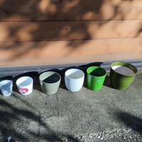 Vasi colorati per fiori 