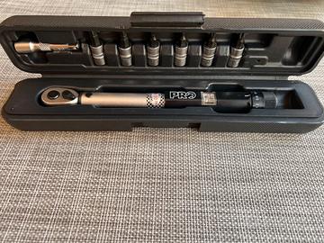 Chiave dinamometrica PRO regolabile 3-15 Nm