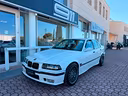 bmw-320-320i-4-porte