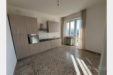 Mondovì (CN), quadrilocale panoramico con garage