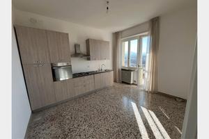 Mondovì (CN), quadrilocale panoramico con garage