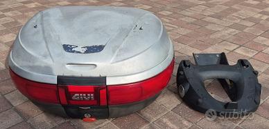 Baule per moto GIVI .