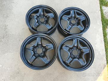 Cerchi da 17" Opel interasse fori 5x115 