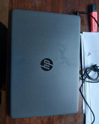 Hp Ryzen 3 3250U with Radeon Geaphics