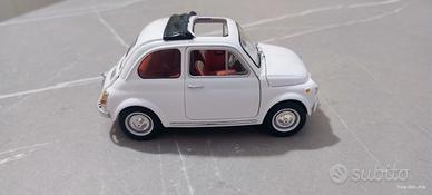 Modellino Fiat 500 bianca