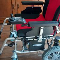 Sedia a rotelle elettrica pieghevole nuova