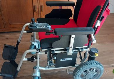 Sedia a rotelle elettrica pieghevole nuova