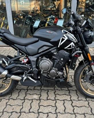 Triumph Trident 900