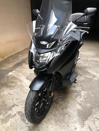 INTEGRA 750 Honda