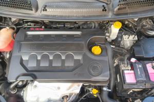 lancia delta 1.6 mtj 2009