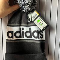 Cappello adidas berretto invernale pompon unisex