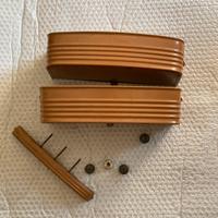 Pezzi vintage interno mobiletto macchina da cucire