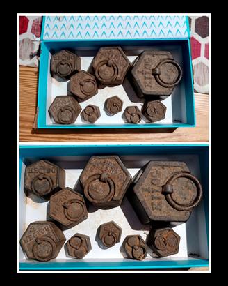 Set antichi pesi francesi da bilancia 