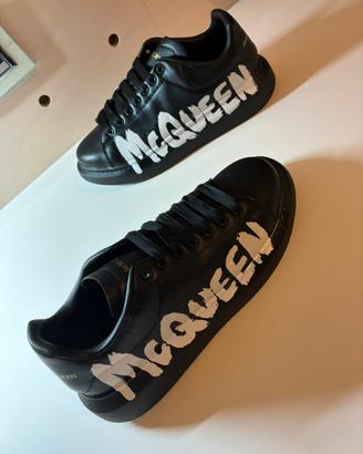 mcqueen nere