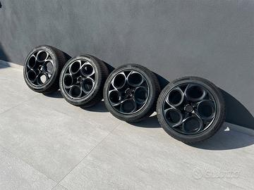 KIT x4 CERCHI ALFA GIULIETTA + INVERNALI NUOVE