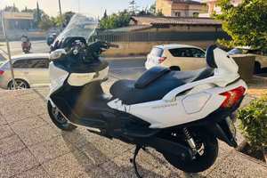 SUZUKI Burgman 650 PASSAGGIO E TAGLIANDO INCLUSO