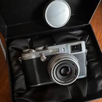 Fujifilm X100 finepix 1° serie