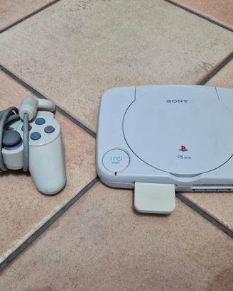 PlayStation 1 Slim (PS One) + Controller