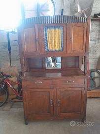 Credenza antica