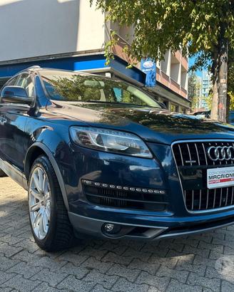 Audi Q7 4.2 V8 TDI quattro