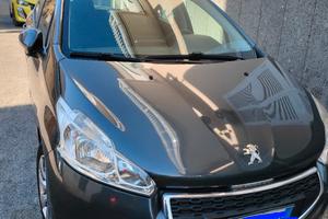 Peugeot 208 pronta all'uso anche per neo patentati