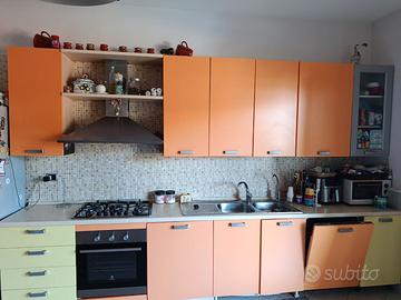 Cucina + Parete attrezzata in blocco