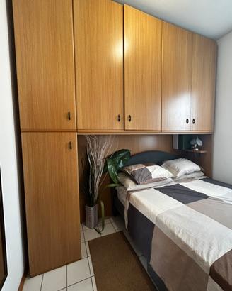 Letto matrimoniale + armadio a ponte – USATI