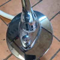 miscelatore acqua ideal  standard 