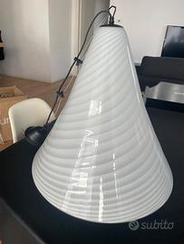 Lampadario a forma di campana di murano
