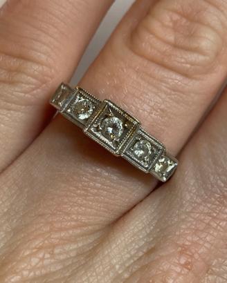 Anello oro bianco e diamanti