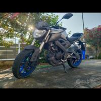 Moto Yamaha mt 125