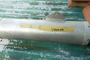 Scarico originale Yamaha r6 2000