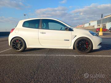RENAULT Clio 3 rs