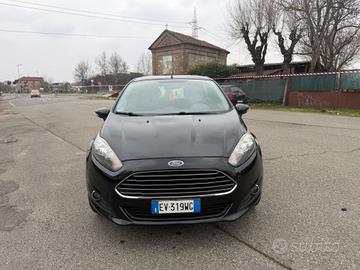 Ford Fiesta 1.2 60CV 5 porte Titanium